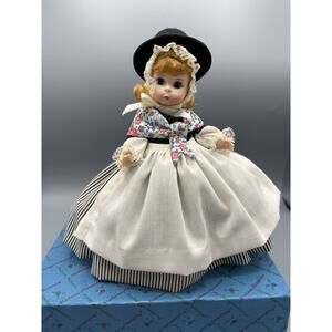 Vintage Madame Alexander Great Britain 558 8” Doll w/ Box